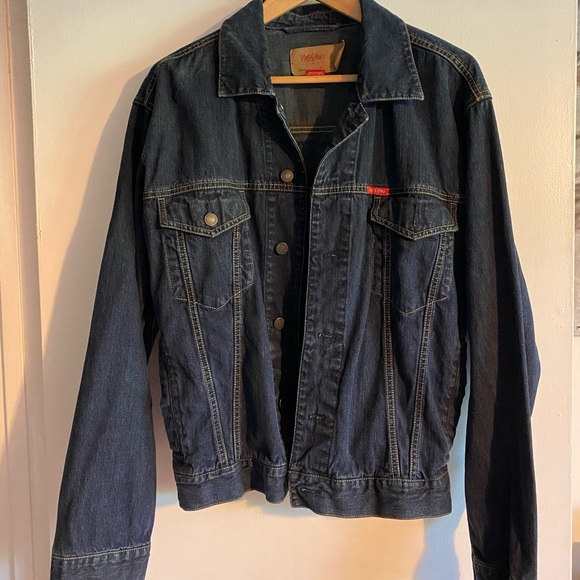 Mossimo Jean jacket with large colorful patch - Picture 3 of 8